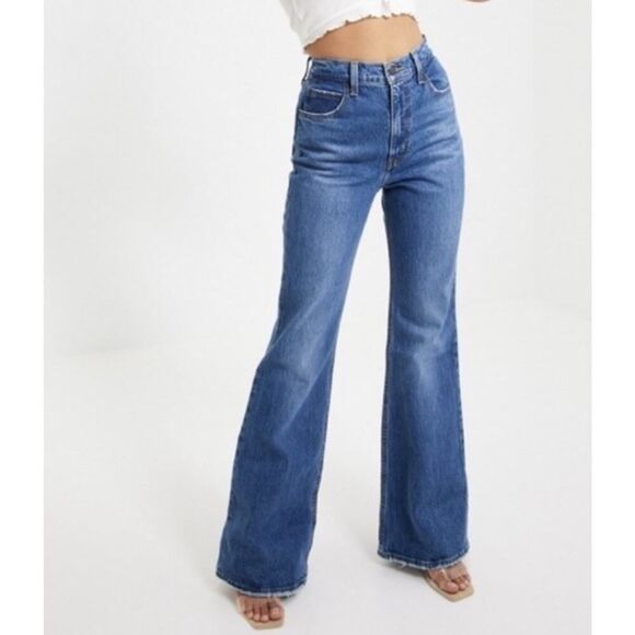 Levi's 70's High Rise Distressed Flare Jeans in Sonoma Step sz 26 - Picture 4 of 16